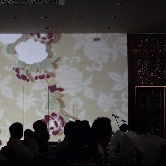 プロジェクションマッピングなどの演出も出来ます。