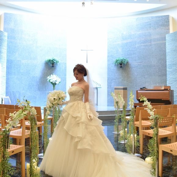 ロケーション撮影の時間はオプションでたっぷりとり、式の前2時間半行いました。