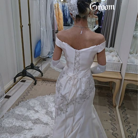 2回目の試着にて決定したドレスです