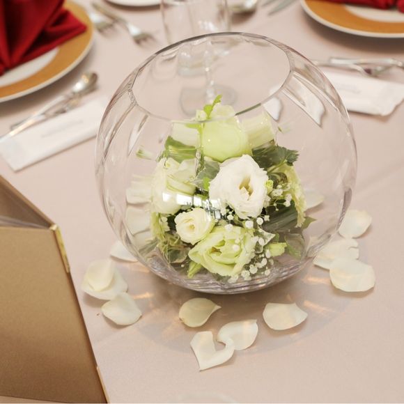 友人達のテーブルにも白と緑メインにしました。