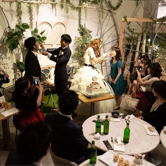 サンクスバイトは1番お世話になっている親友へそれぞれ。