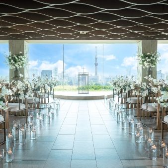 【平日限定/チャペル体験】青空×緑×自然光*東京感溢れる挙式を