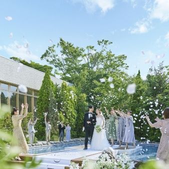 ＼4万ギフト×最大100万特典／森のチャペル×貸切邸宅ALL体験