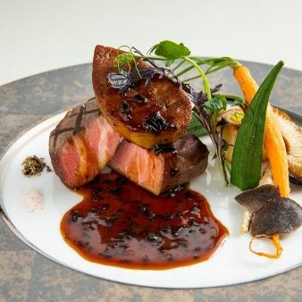 【週末限定◆BIG特典】黒毛和牛3万試食×ドレス見学×130万特典