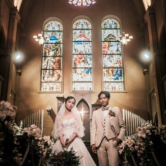 【当館人気NO.1】天井高18ｍステンドグラス大聖堂×コース試食