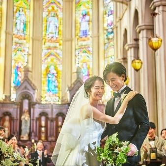 会場イチオシ＼GWスペシャル／ステンドグラス彩る大聖堂×絶品試食*120万優待