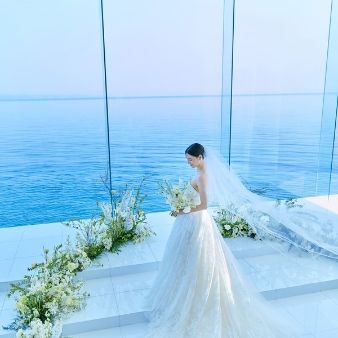 【扉の先は別世界】海と空のチャペル体験×贅沢フレンチ試食