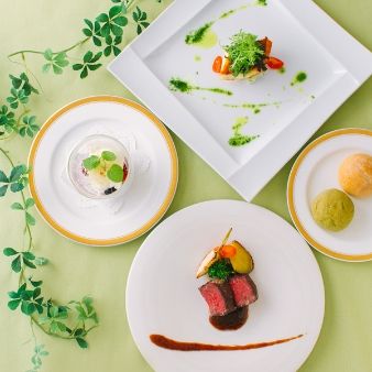 ふたりらしいアレンジも＊牛フィレ＆伊勢海老のダブルメイン試食