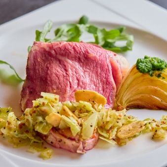 【美食体験】贅沢ホテルビュッフェ付き＊ガーデンチャペル見学