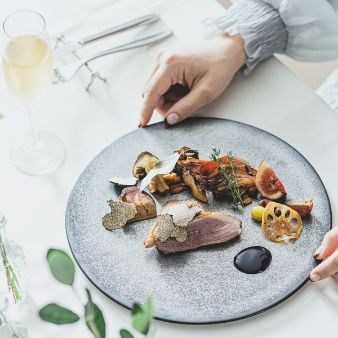 会場イチオシ【30大特典★料理評価◎】絶品3万コース試食＆感動チャペル体験