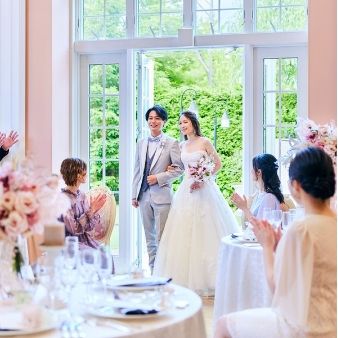 《憧れのドレス試着》チャペル＆ドレスサロン見学*ギフト1万円