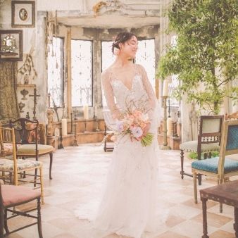 アンティークの世界に浸る贅沢スイーツ試食フェア