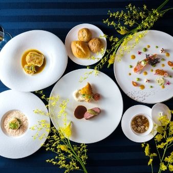 残AM1組【おもてなし重視】卒花好評コース試食×上質ホテル体験