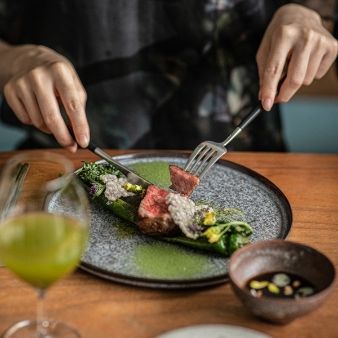 【婚礼料理食べ比べ】料理重視必見！2会場の料理を一気に味わう