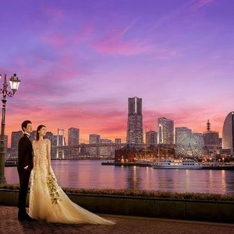 【平日限定】ドレス1着無料&感動チャペル&美食体験