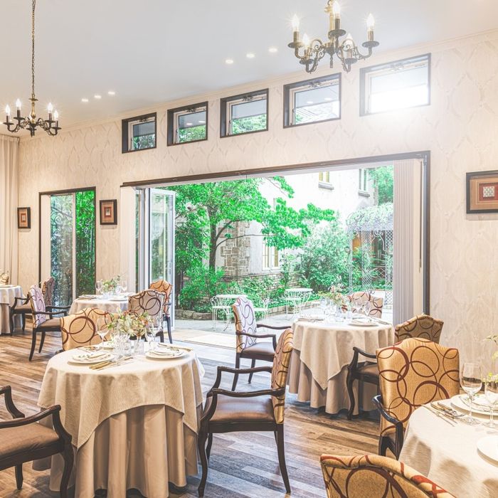 【10名～＆最短1カ月OK】少人数婚も自由に♪選べる2会場見学