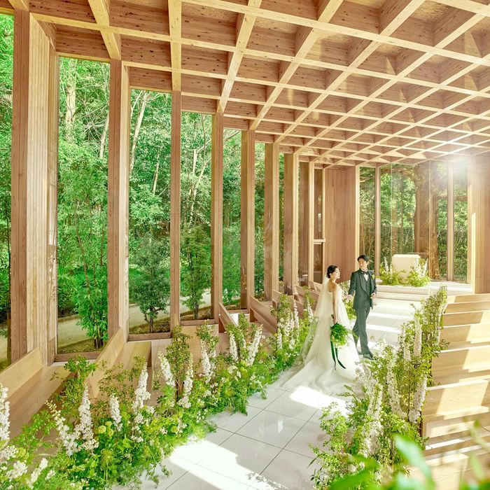 【人気NO.1◆最大84万円特典】\4,000坪の森をプランナーがご案内/感動セレモニー体験×コーディネート見学×とろける和牛~5品コース試食付×来館時タクシー代&1会場目来館でギフト券5千円分☆の満足度NO.1フェア