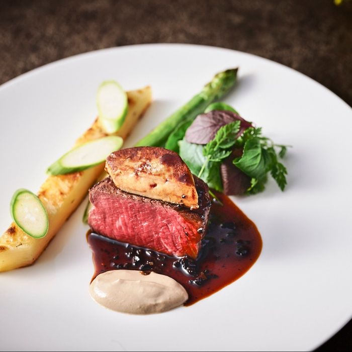 【おもてなし重視】贅沢和牛とオマールの4万円試食＆挙式体験