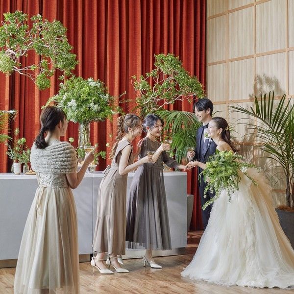 \30名の結婚式も自由に/空き日程相談×全館見学×無料試食