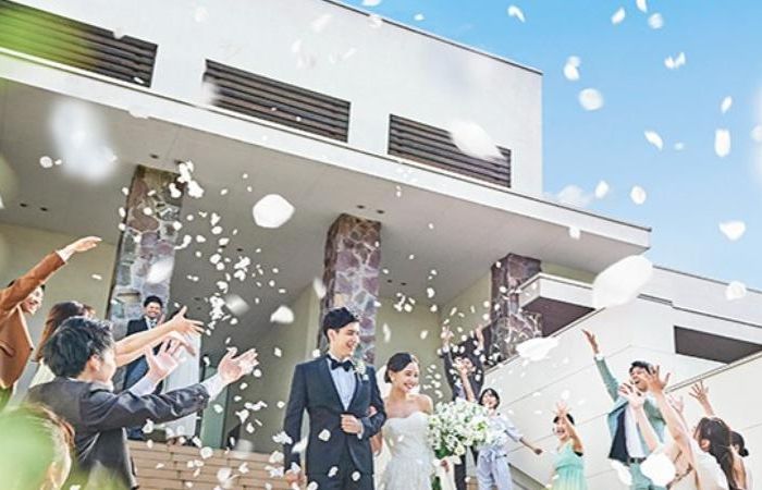 卒花人気No.1♪20大特典！感動チャペル&憧れドレス×贅沢試食