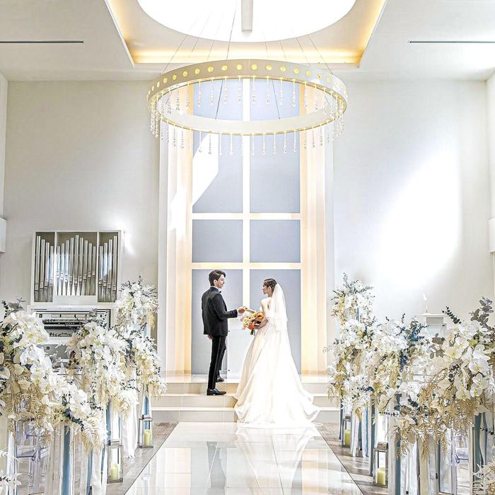 【王道結婚式が叶う！】駅近邸宅×白亜チャペル×新作ドレス見学