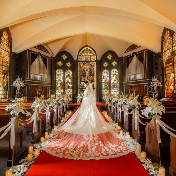 ≪ステンドグラス大聖堂で叶える≫王道クラシカル挙式＆全館見学