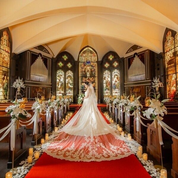 ≪ステンドグラス大聖堂で叶える≫王道クラシカル挙式＆全館見学