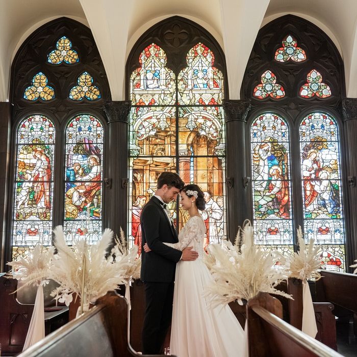 直前◎4/6限定！新作ドレス×大聖堂×和牛４万試食*×150万優待