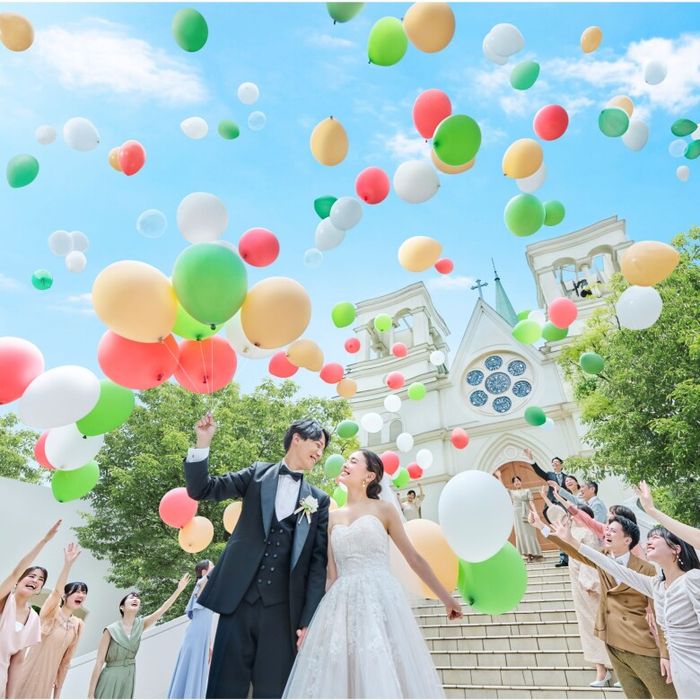 4Days*花嫁体験×ギフト券＝憧れ大聖堂＆緑あふれる街並みツアー