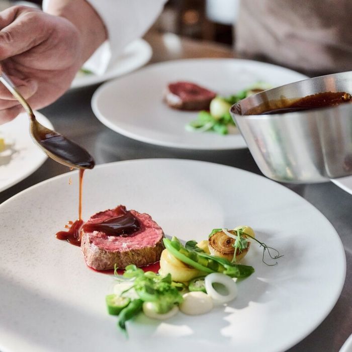 【お料理ランクUP特典】三ツ星シェフ監修★国産牛＆オマール試食