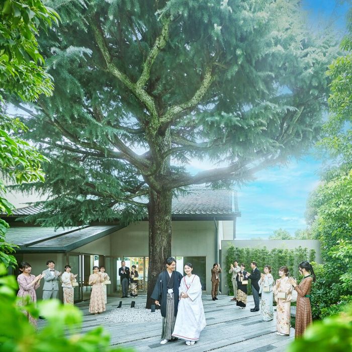 【AM来館特典付】和も洋も叶う庭園の儀式殿体験×花嫁和装試着×豪華試食