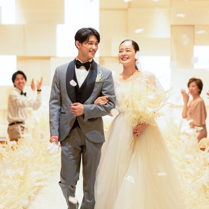 【2件目迄の見学がお得♪ドレス1着全額OFF】挙式体験＆4万試食《駅直結！空海緑を望むロケーション×コスパ◎で納得の結婚式を》