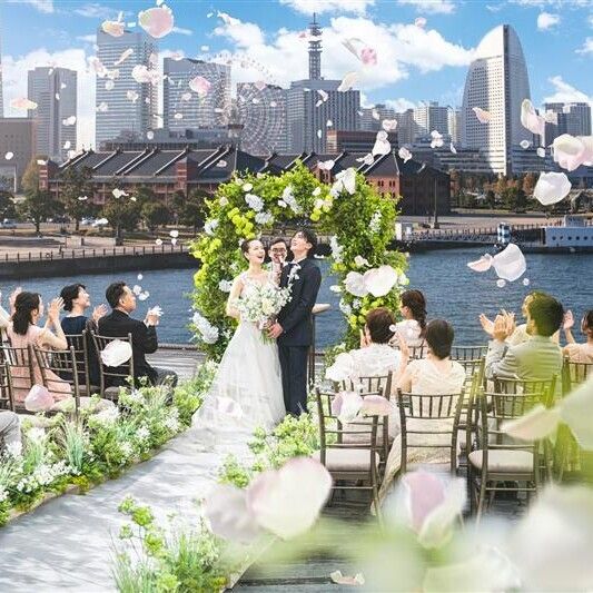 残1《日曜SP*25大特典！》駅1分*みなとみらい絶景＼空と海*溢れる緑／ 最旬ドレス＆料理長による和牛×フォアグラ*2万相当試食*骨格診断
