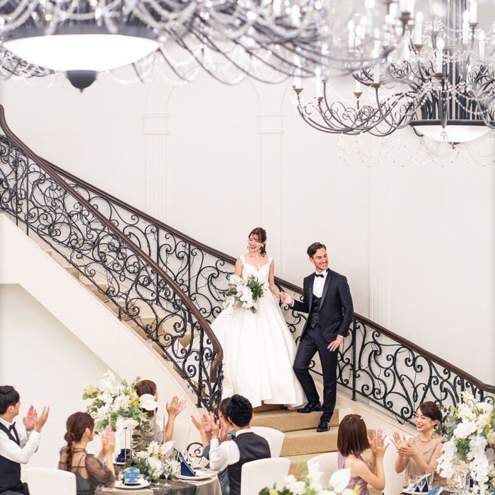 月末SP＼Amazon2万＆MAX140万／花嫁憧れ大聖堂&大階段付き上質会場◆開放的なガーデン体験も！絶品4万試食付き