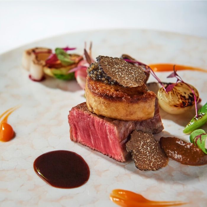 残▲祝日BIG《衣装3着付*150万優待》王道×上質空間◆三ツ星4万試食