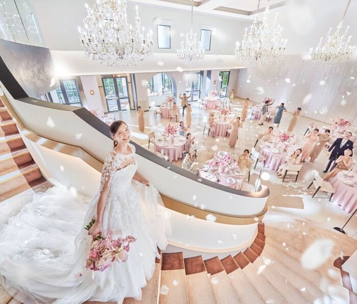 【週末BIG*ドレス2着優待】絶景*パーティー体験×3万試食＆試着