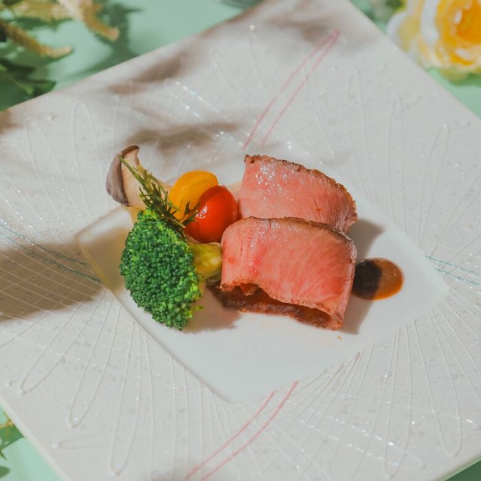 残枠１組【口コミ☆4.7評価】贅沢素材8品試食×演出・全館体験