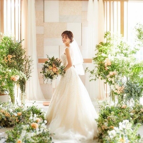 ＼全組ドレス無料*／憧れ模擬挙式×演出体験×3.5万円特選牛コース試食～銀座・東京・新橋からすぐの好立地～感謝を伝えるオリジナル挙式『映像演出×マザーズロード』を体験して