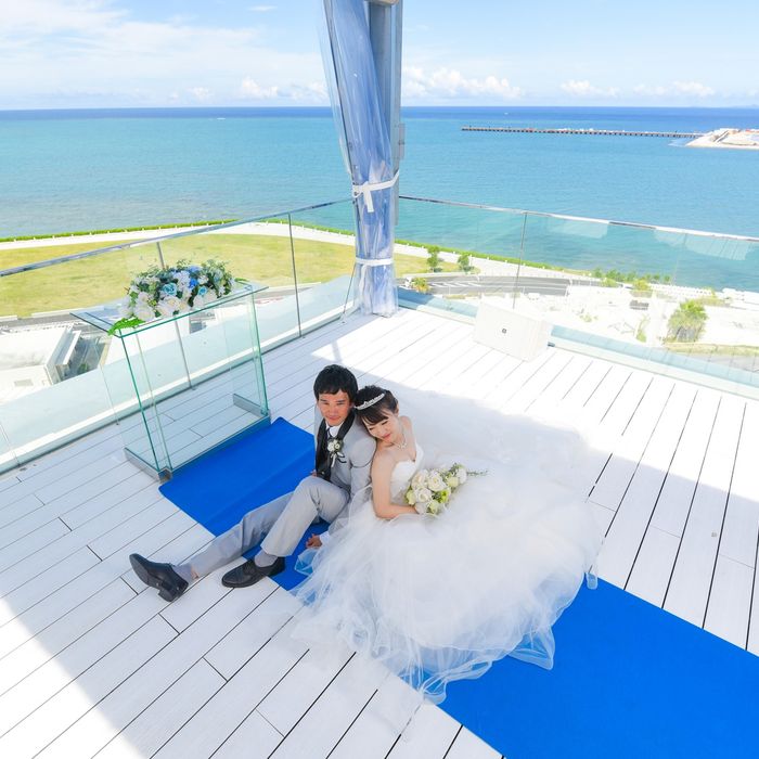 海が広がるチャペル体験＆人気メニュー試食付♪ 自由なウェディングを叶えるフェア