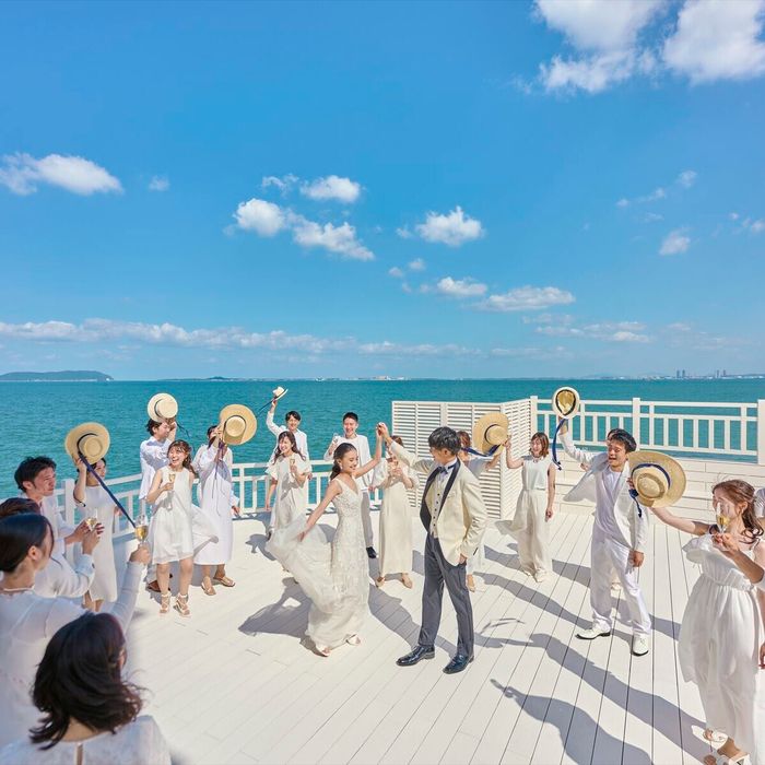 《天神から車で10分》360°海に囲まれた絶景リゾート*邸宅まるごと見学×ドレス試着×絶品試食