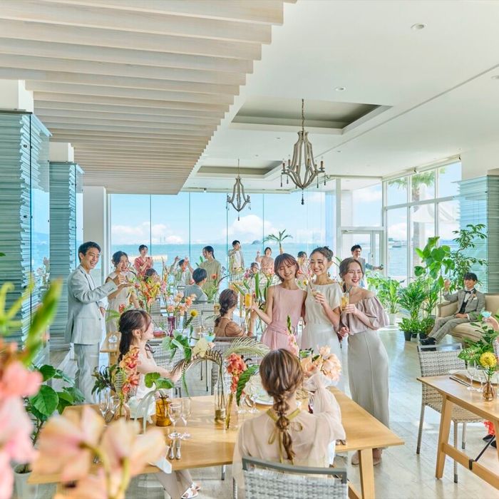 《平日限定☆お得な特典》360°海！本格リゾートウエディング