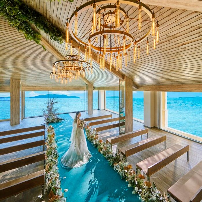 海に囲まれたチャペル×歴史宿る大聖堂《挙式0円＆Amazon券1.5万円付》糸島フレンチ＊黒毛和牛の食べ比べ