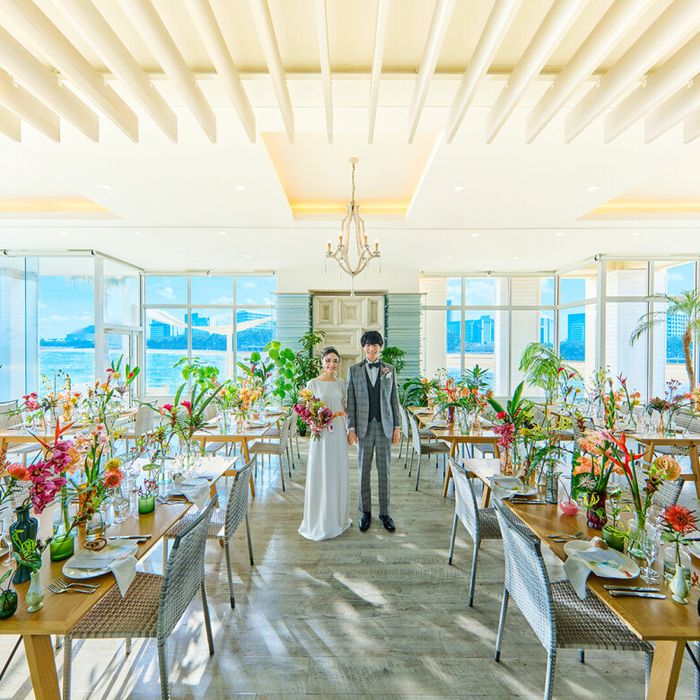 ◆天神駅から貸切バスで10分◆絶品コース試食×3万ギフト特典付★360°海＊都心で本格リゾートウエディング体験