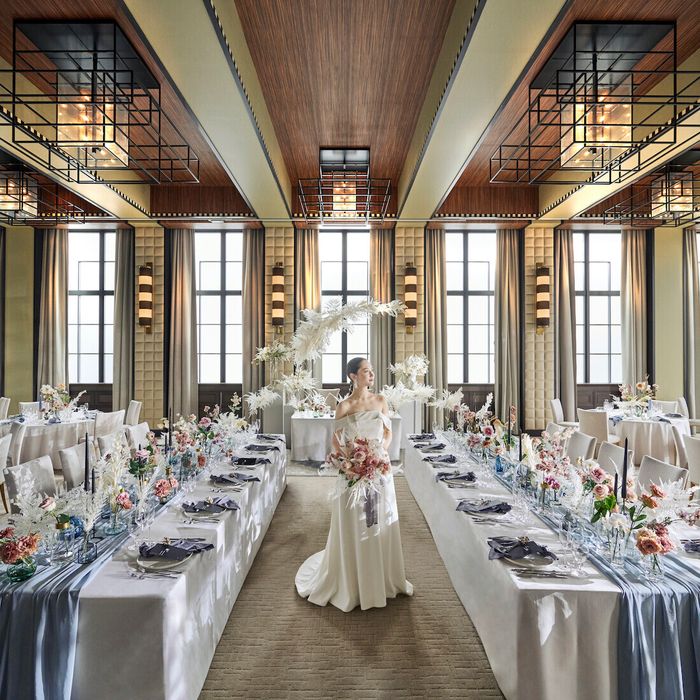 ＼年末BIG／最新ドレス×光のチャペル×絶品スイーツ堪能♪