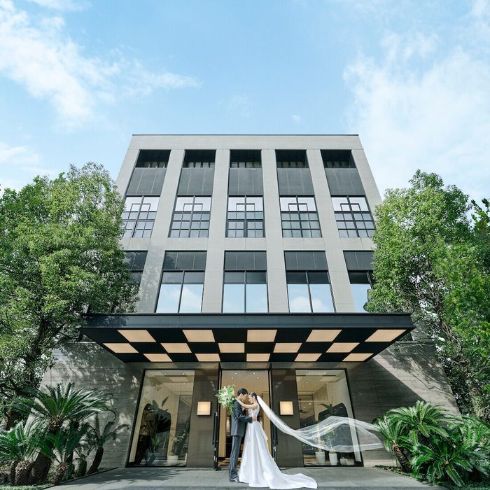 【*4月限定*】絶品試食×ギフト1万円×憧れドレス×120万優待