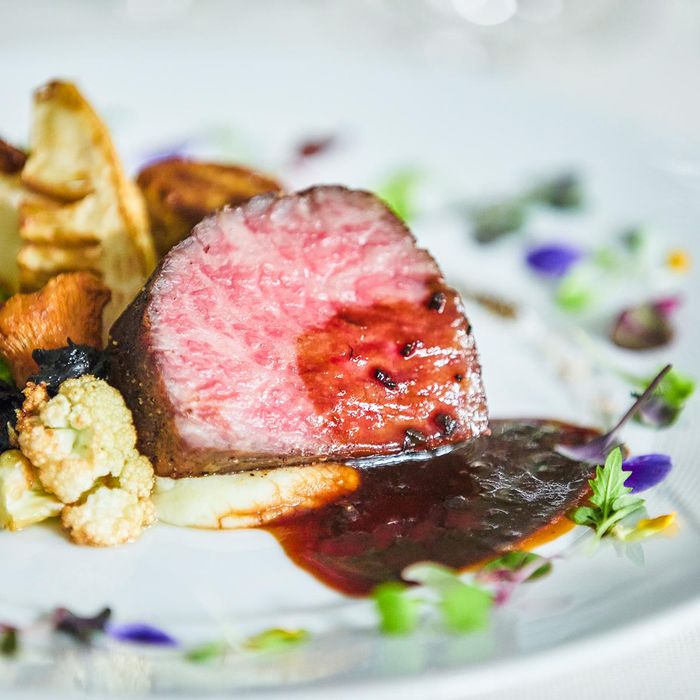 【2月14日限定】和牛×アワビ＊スペシャリテ試食×非日常WD体験