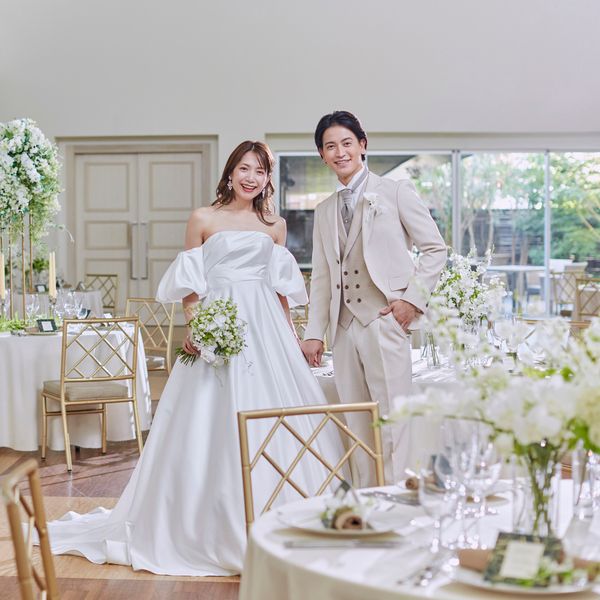 ＼挙式料&150万優待／3.2万美食&光が満ちる圧巻チャペル