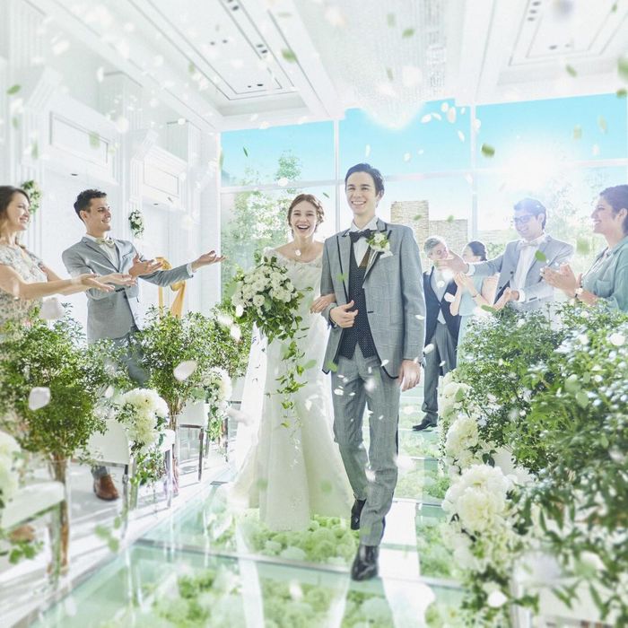 満席間近【1万ギフト&120万特典】フラワーチャペル&能登牛試食