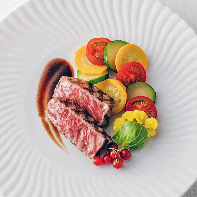 絶景皇居&牛フィレ堪能≪最大100万特典≫×フォト体験