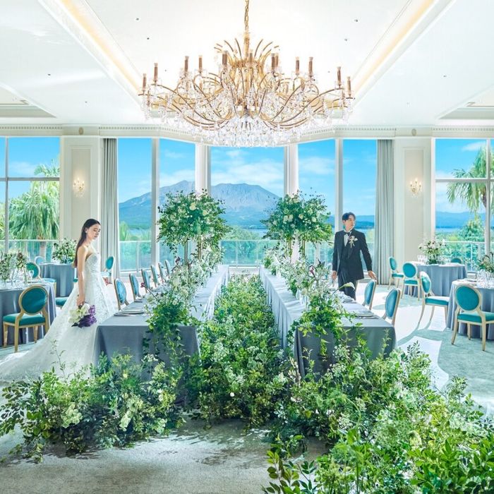 《ドレス試着＆豪華黒毛牛コース試食付き》海辺の大聖堂×貸切のオーシャンビュー絶景会場を見学！